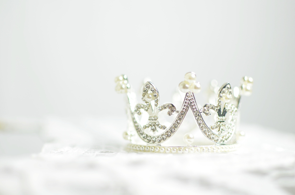 Diamonds Queen's Crown